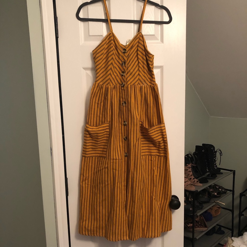 Japna dress in Small. EUC. Worn once.